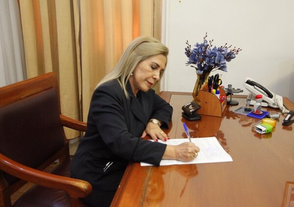 Postulante al TSJE rechaza acusaciones y asegura que goza de honorabilidad - PDS RADIO