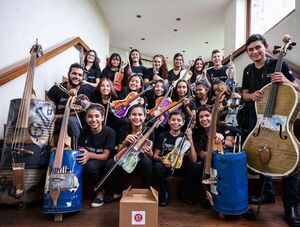 La Orquesta de Instrumentos Reciclados de Cateura volverá a tocar por el mundo - Música - ABC Color