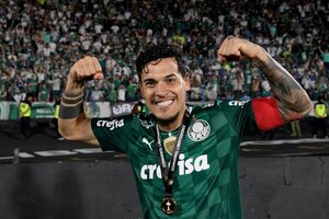 Gómez marca en derbi ante Corinthians | 1000 Noticias