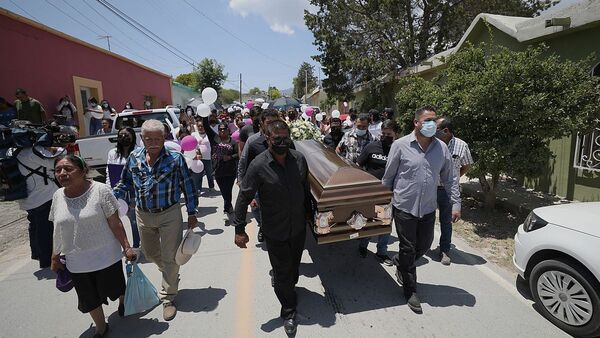 México: Sepultan a Debanhi en medio de reclamos de justicia
