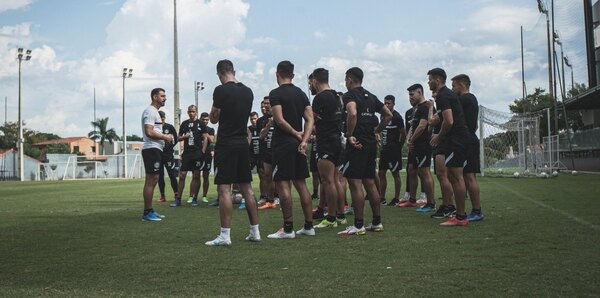 Olimpia no podrá contar con Antolín Alcaraz para el juego copero ante Colón