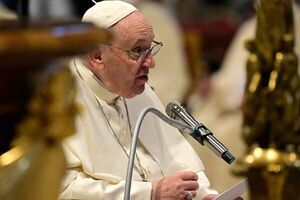Papa pide valentía para que todo el mundo defienda la paz en Ucrania - Mundo - ABC Color