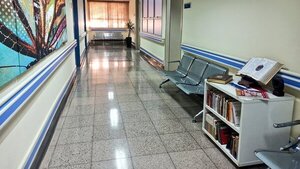 Habilitan “biblioteca hospitalaria” en el IPS de Ciudad del Este - La Clave