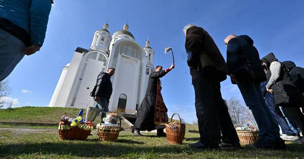 La Nación / En medio de los ataques rusos, Ucrania celebra hoy la Pascua ortodoxa