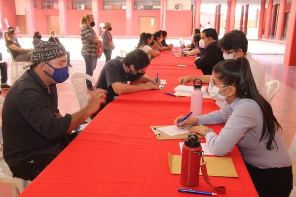 Preparan tres ferias de empleos para esta semana - ADN Digital