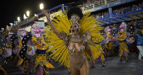 La Nación / Cierra el carnaval de Rio y se abre la carrera electoral en Brasil
