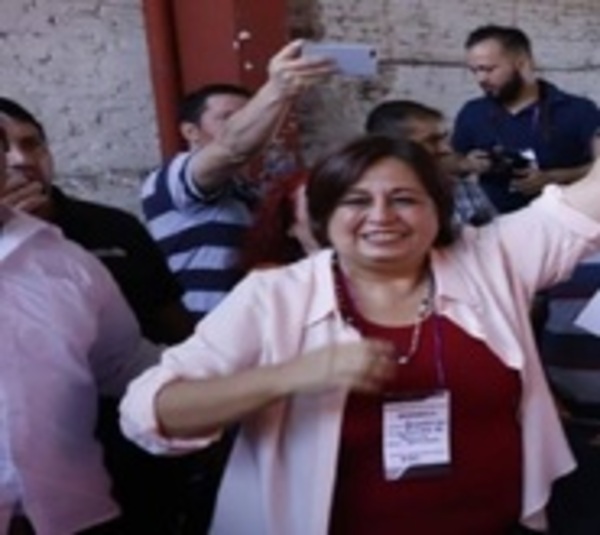 Esperanza Martínez de cara a las elecciones de la presidencia del 2023 - Paraguay.com