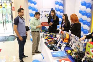 Festival de instalación de software se desarrolló con éxito en CDE - La Clave