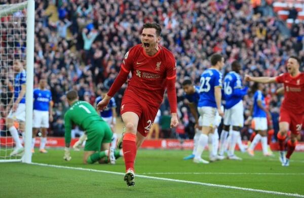 Liverpool sigue su persecución sobre Manchester City