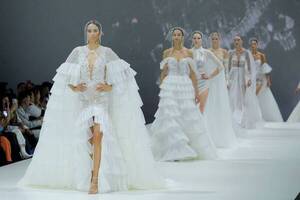 Glamour nupcial vuelve a Barcelona - El Independiente