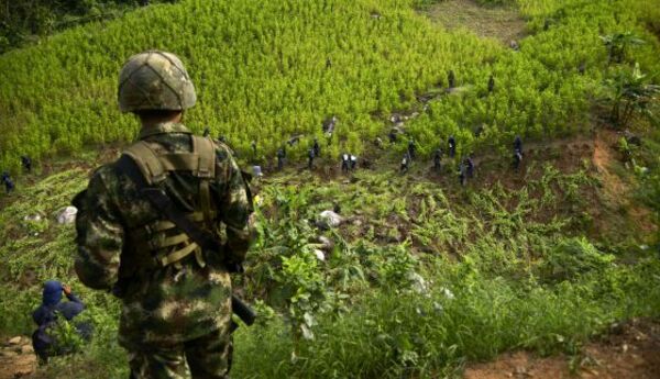 Tres policías muertos y un herido tras enfrentamientos con narcos