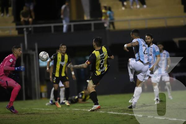 Crónica / [VIDEO] Después de sufrir un montón, Guaraní cantó victoria en la Toldería