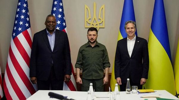 Biden reabrirá la embajada de EEUU en Kiev y se comprometió a enviar más ayuda militar