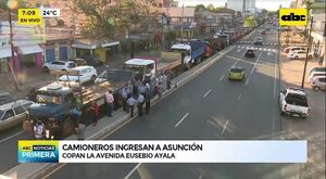 Camioneros se movilizan en Asunción y llegan hasta la avenida Eusebio Ayala - Nacionales - ABC Color