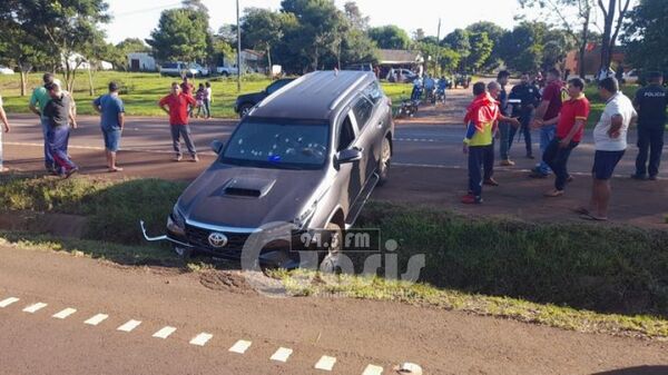 Sicarios atacan a tiros a jefe policial en Juan León Mallorquín