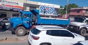 Camioneros ingresaron a Asunción 'sabiendo que no tienen que hacerlo', según Policía