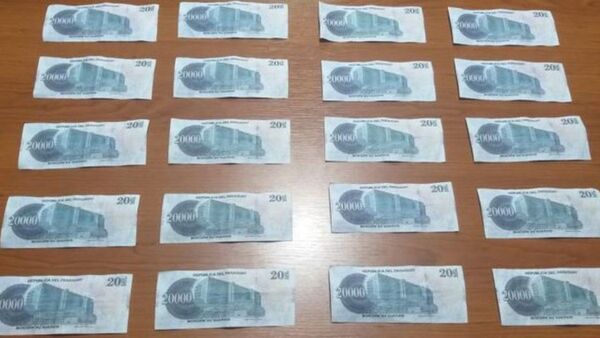 Circulan billetes falsos de 20 y 100 mil: ¿Cómo pillar?