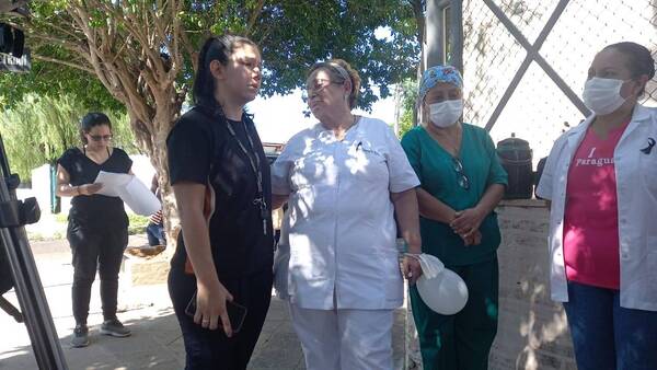 Crónica / Hija de enfermera fallecida participa de misa en honor a su madre en MRA