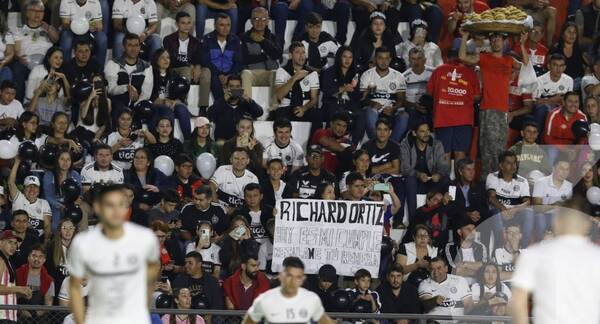 Crónica / Galleta akuicha se venden las entradas para el jueves