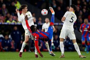 El Leeds sigue sin alejarse de la zona de peligro - Fútbol Internacional - ABC Color