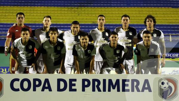 Crónica / Marcelo Fernández, el "Cerebro" del equipo de barrio Jara