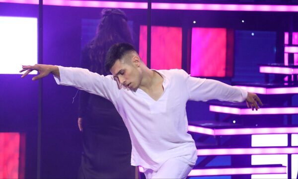 "Quiero transmitir un mensaje en cada presentación" Dalex obtiene el mayor puntaje de la noche | Telefuturo
