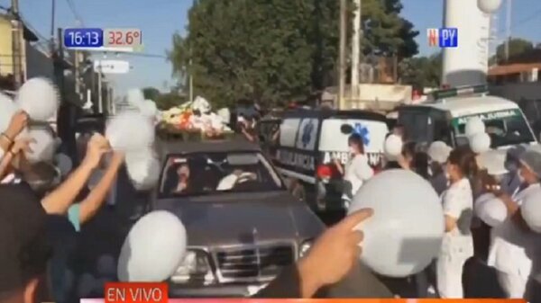 Último adiós a la enfermera que falleció tras la explosión en hospital de MRA - PARAGUAYPE.COM