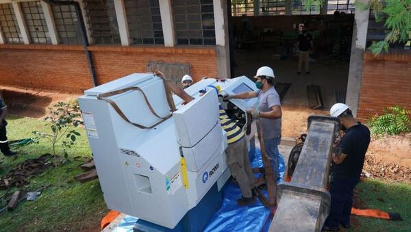 ITAIPU financia la modernización de 17 laboratorios de colegios técnicos