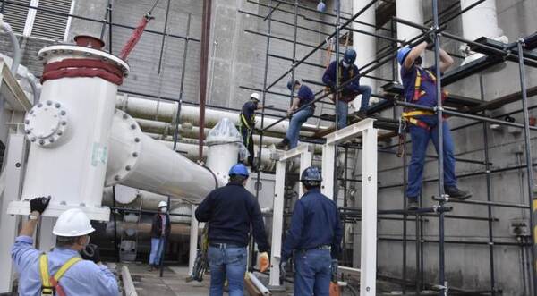 EBY seleccionó a 10 ingenieros electromecánicos para su Departamento Técnico