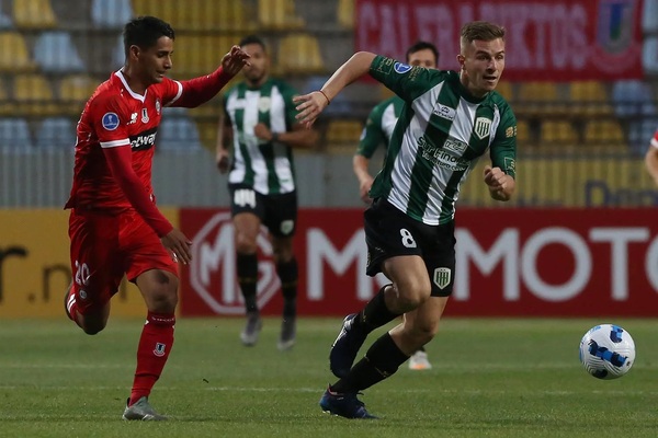 Católica, de Ecuador y Banfield se juegan su futuro en la Sudamericana - El Independiente