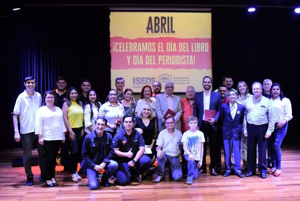 Celebración del "Día del Libro" y "Día del Periodista" en la UNAE