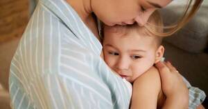 La Nación / Médico recomienda la lactancia materna hasta que la mamá y el niño así lo deseen