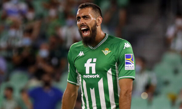Pelotero campeón en España festejó hablando como el Borracho de la Arbolada
