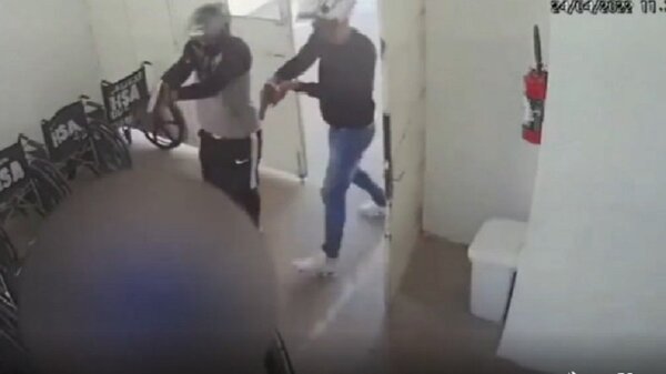 Sicarios asesinaron a un hombre en un hospital | Noticias Paraguay