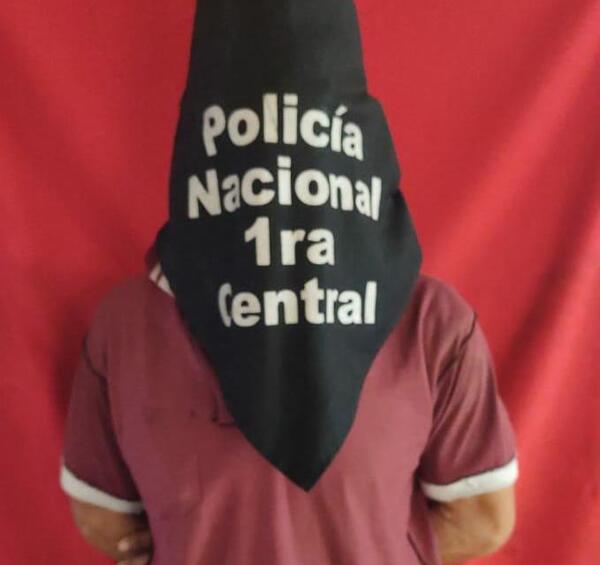 Aprehenden a un hombre en flagrancia tras robo a tienda - San Lorenzo Hoy