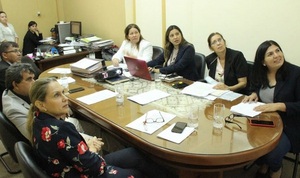 Comisión que preside Del Pilar Medina emite dictamen dividido sobre veto del Ejecutivo a una expropiación