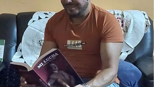 Medio israelí resalta libro de Hitler elegido por Portillo en Día de la Familia