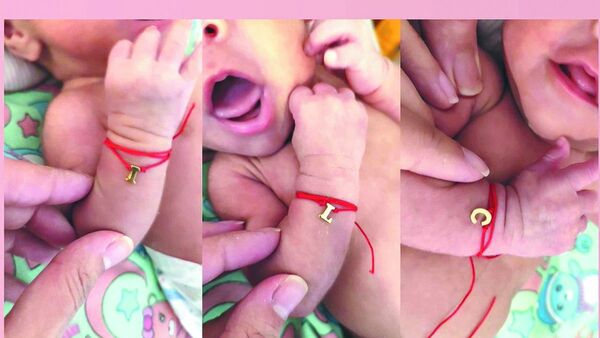 Pulseras y aritos para diferenciar a trillizas