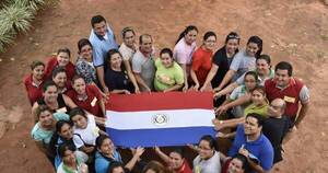 La Nación / “Profes que dejan huellas”: Dequení rinde homenaje a docentes