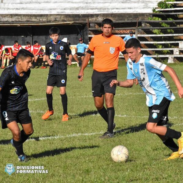 Sub 14 culminó la rueda con Libertad al mando - Fútbol - ABC Color