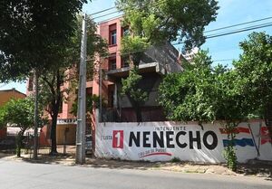 Nenecho desalojó a Codeni y la envía a local de la ANR - Nacionales - ABC Color