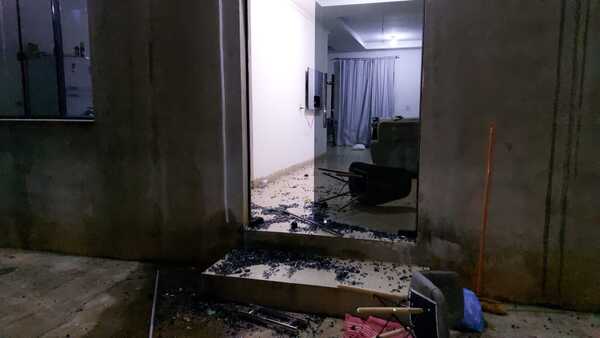 Violento asalto domiciliario en Hernandarias