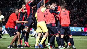 Cerro Porteño ante Peñarol por el liderato del Grupo G