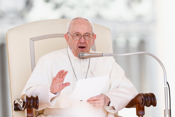 El consejo del Papa Francisco para las suegras: “cuiden sus lenguas”