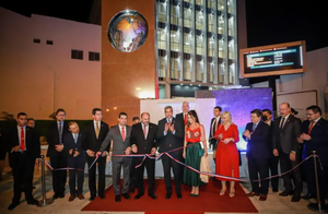 Presidente inaugura primera sede central propia de Aduanas