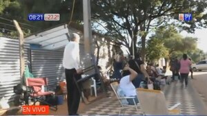 Familiares de pacientes denuncian la precariedad del IPS Central | Noticias Paraguay