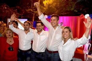 Santi Peña resaltó que las mujeres deben ocupar los espacios en la política - Radio Imperio