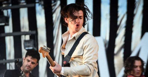La Nación / Arctic Monkeys confirma show en Paraguay en noviembre