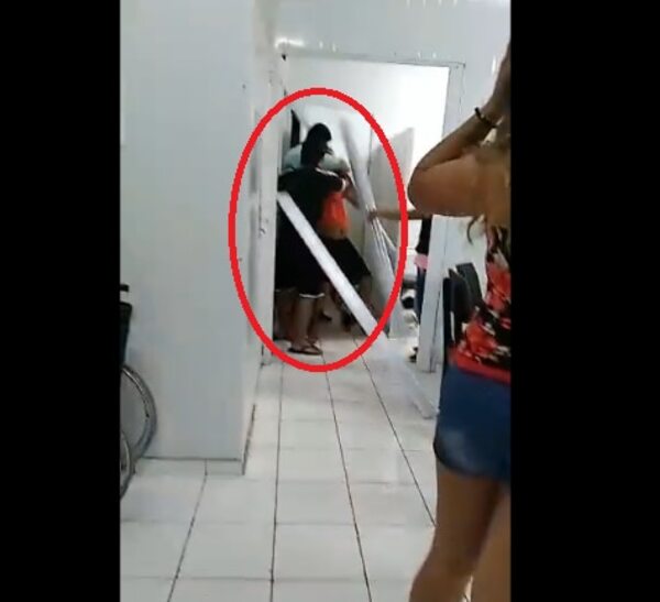 Paciente violento ataca a médicos y enfermeros y provoca destrozos en hospital de Itauguá - Nacionales - ABC Color
