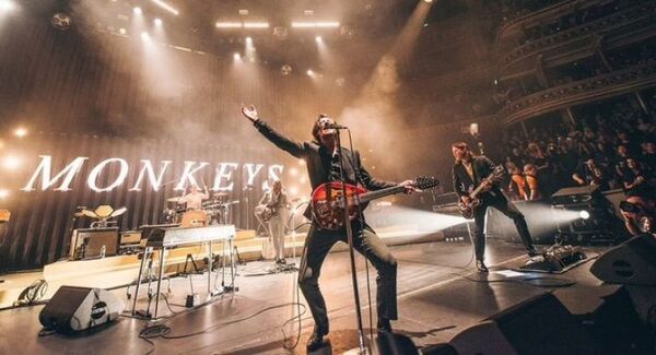 Arctic Monkeys vuelve a Paraguay en noviembre